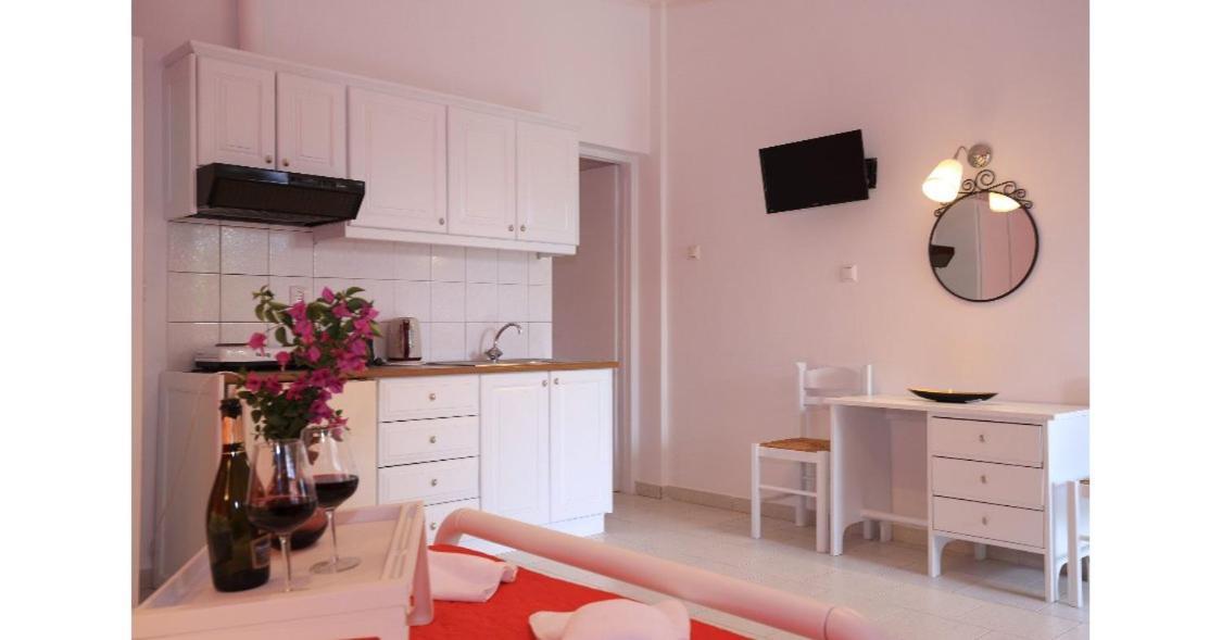 Athina Apartments Stoupa Exterior photo